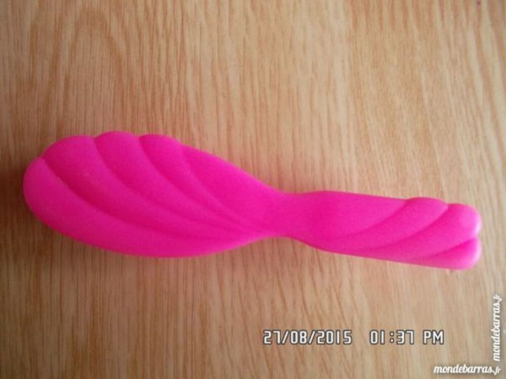 petite brosse rose Jeux / jouets