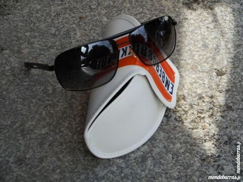 Solaires BIKKEMBERGS Parallele 52 Paris 12 (75)