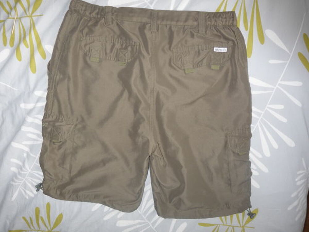 BERMUDA ETIREL homme- taille L - Vêtements
