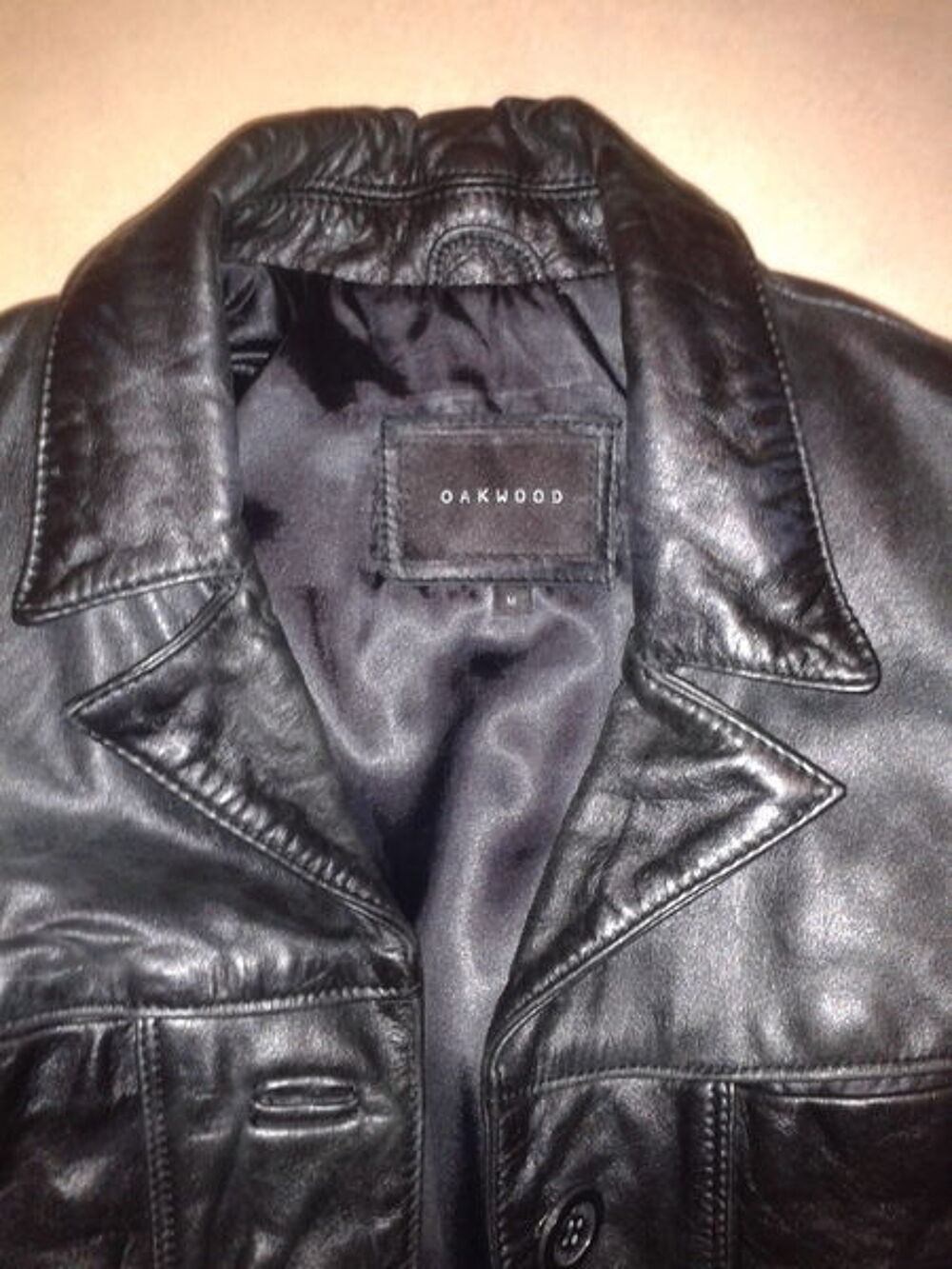 Veste en vrai cuir de la marque Oakwood Vêtements
