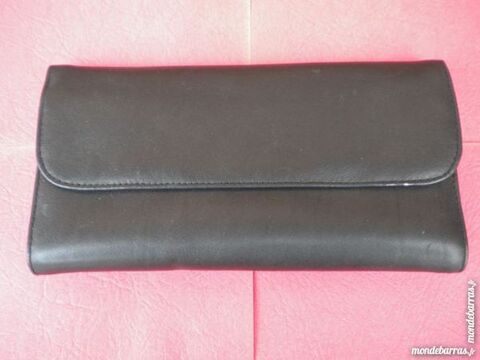 POCHETTE A BIJOUX 14 Dammarie-les-Lys (77)