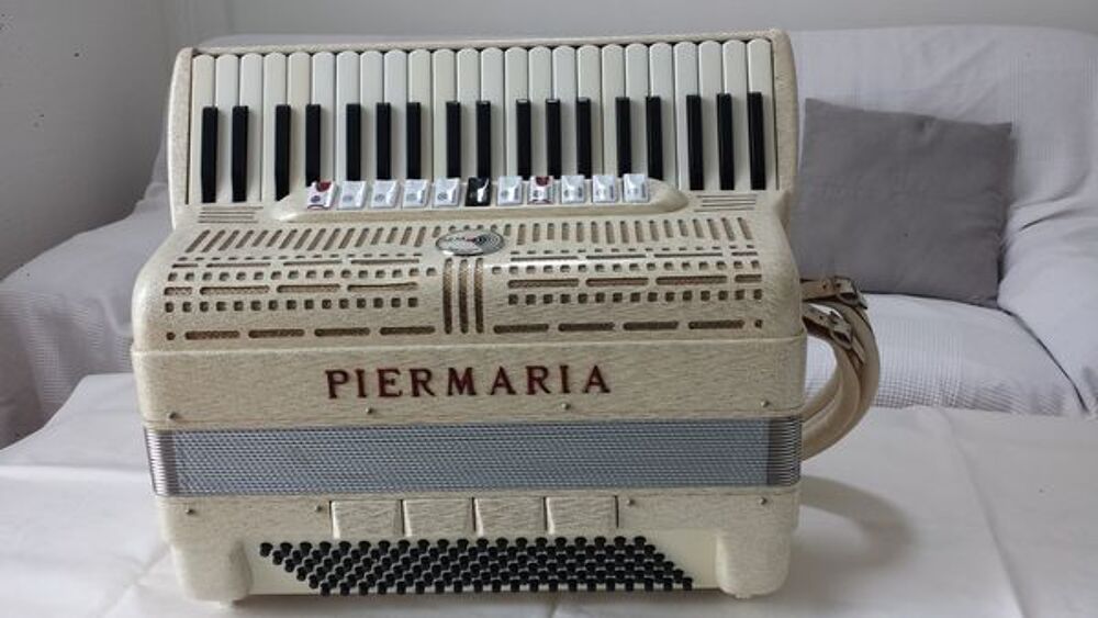 Accord&eacute;on piermaria Instruments de musique