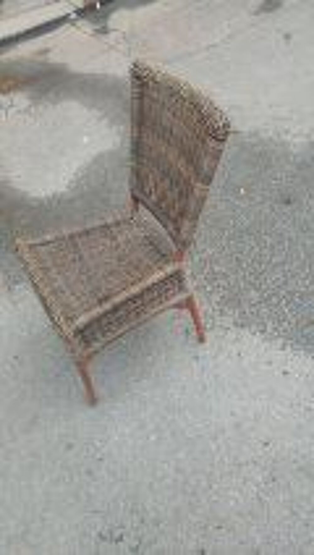 lot de 20 chaises en bois a vendre 10 piece PARIS 17 Meubles