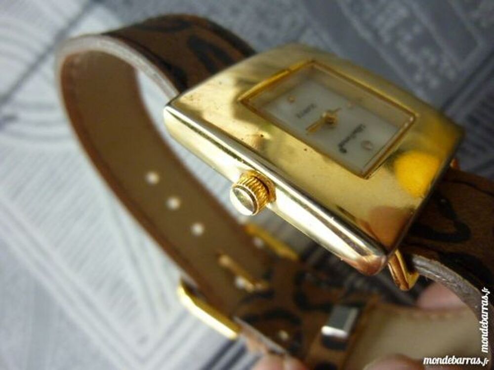 LILLIAN VERNON montre Dame DIV0136 Bijoux et montres