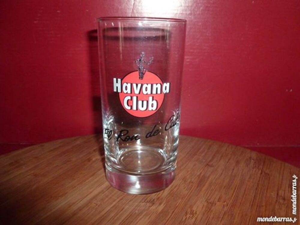 T33: 6 verres HAVANA CLUB droits Cuisine