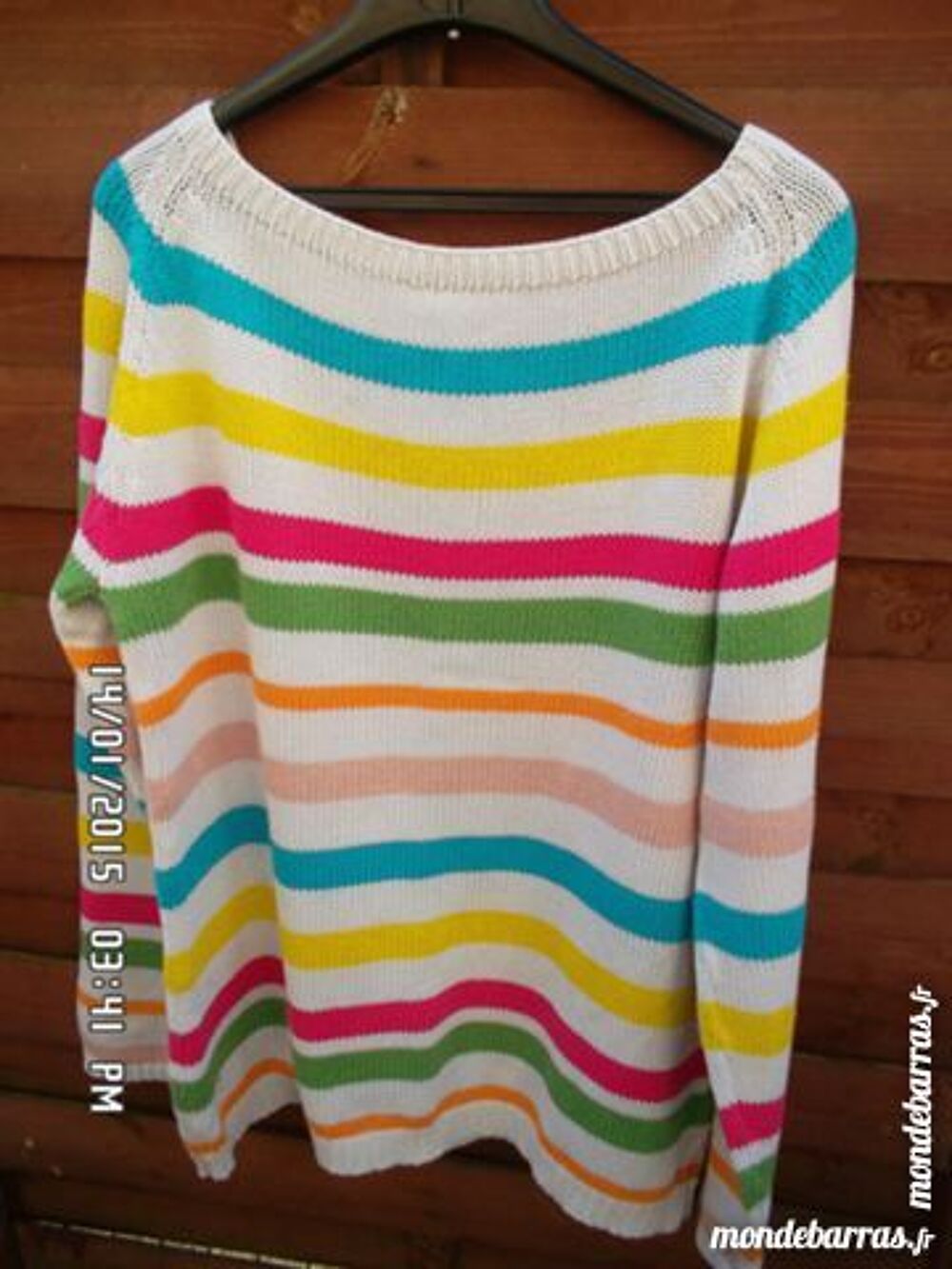 pull multicolore t.42/44 Vêtements