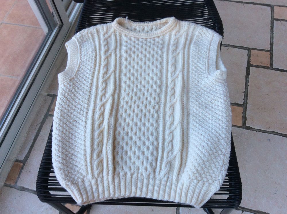Tr&egrave;s joli pull irlandais Vêtements