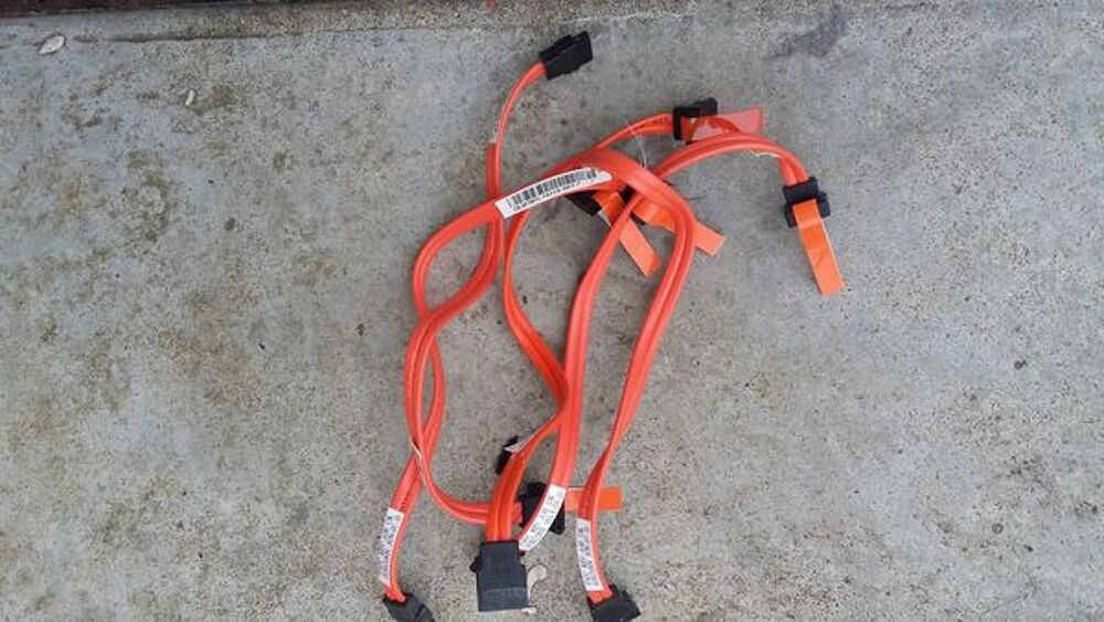 cable sata orange Matériel informatique