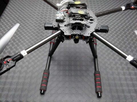 Drone FPV Quad Carbone Taille 600 420 Calvisson (30)