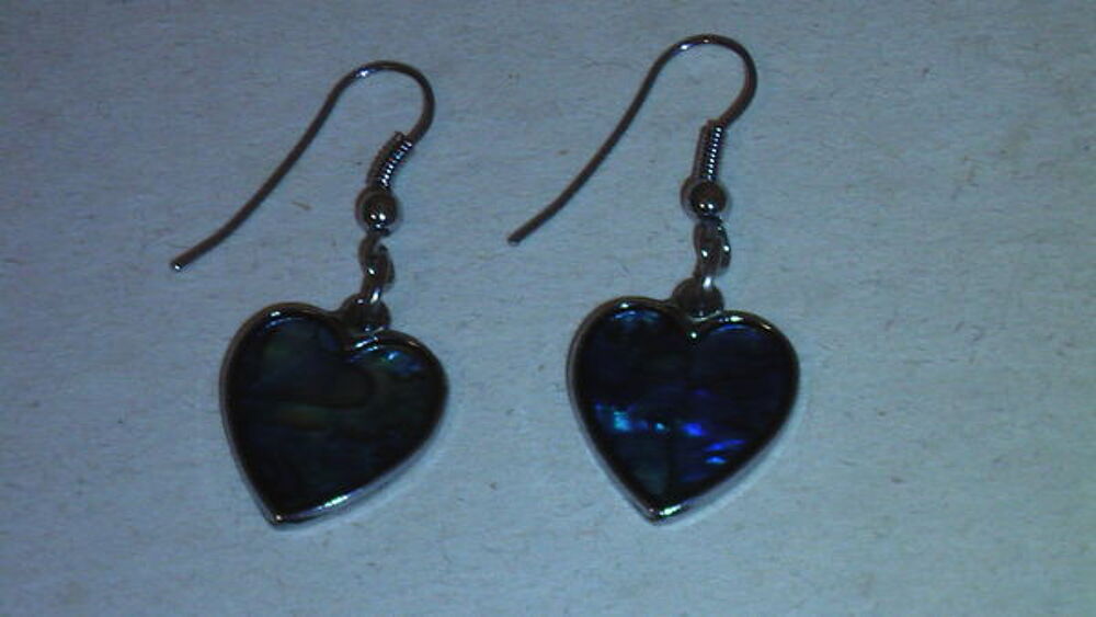 Boucles d'Oreille
Bijoux et montres