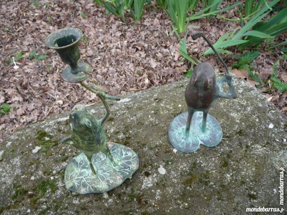 Grenouille sujet en bronze /golf/club/bougeoir 