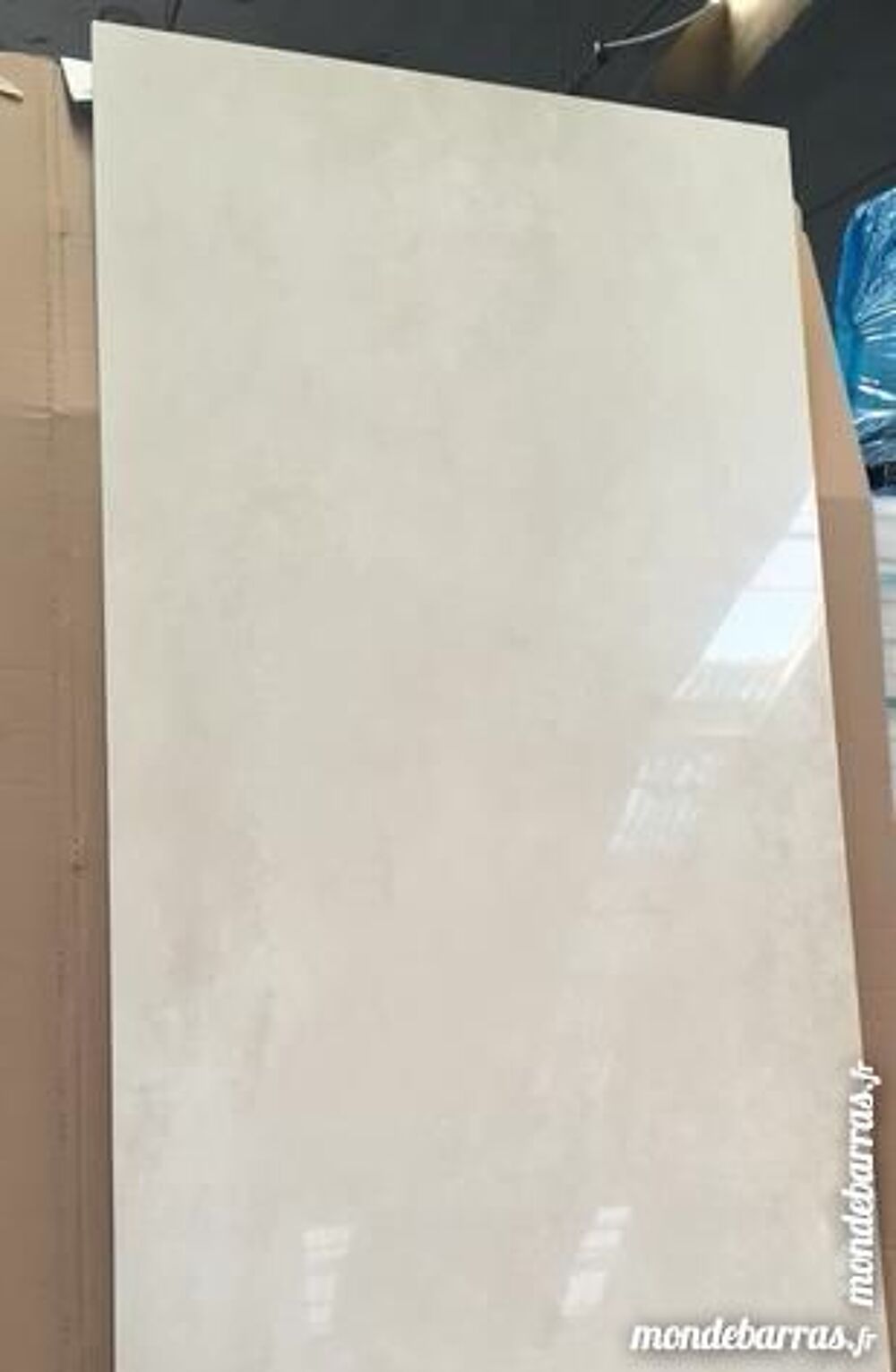 Carrelage pleine masse poli blanc en 90x90 cms Bricolage