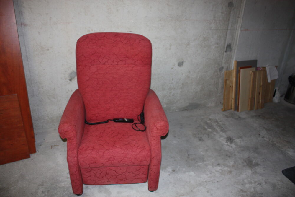 FAUTEUIL POUR AIDE 3 POSITIONS Meubles