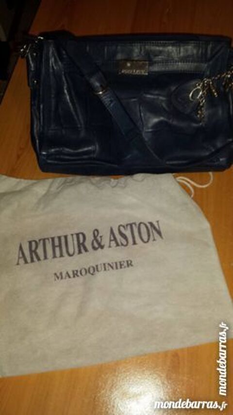 Sac  main Arthur et Aston 50 Melle (79)