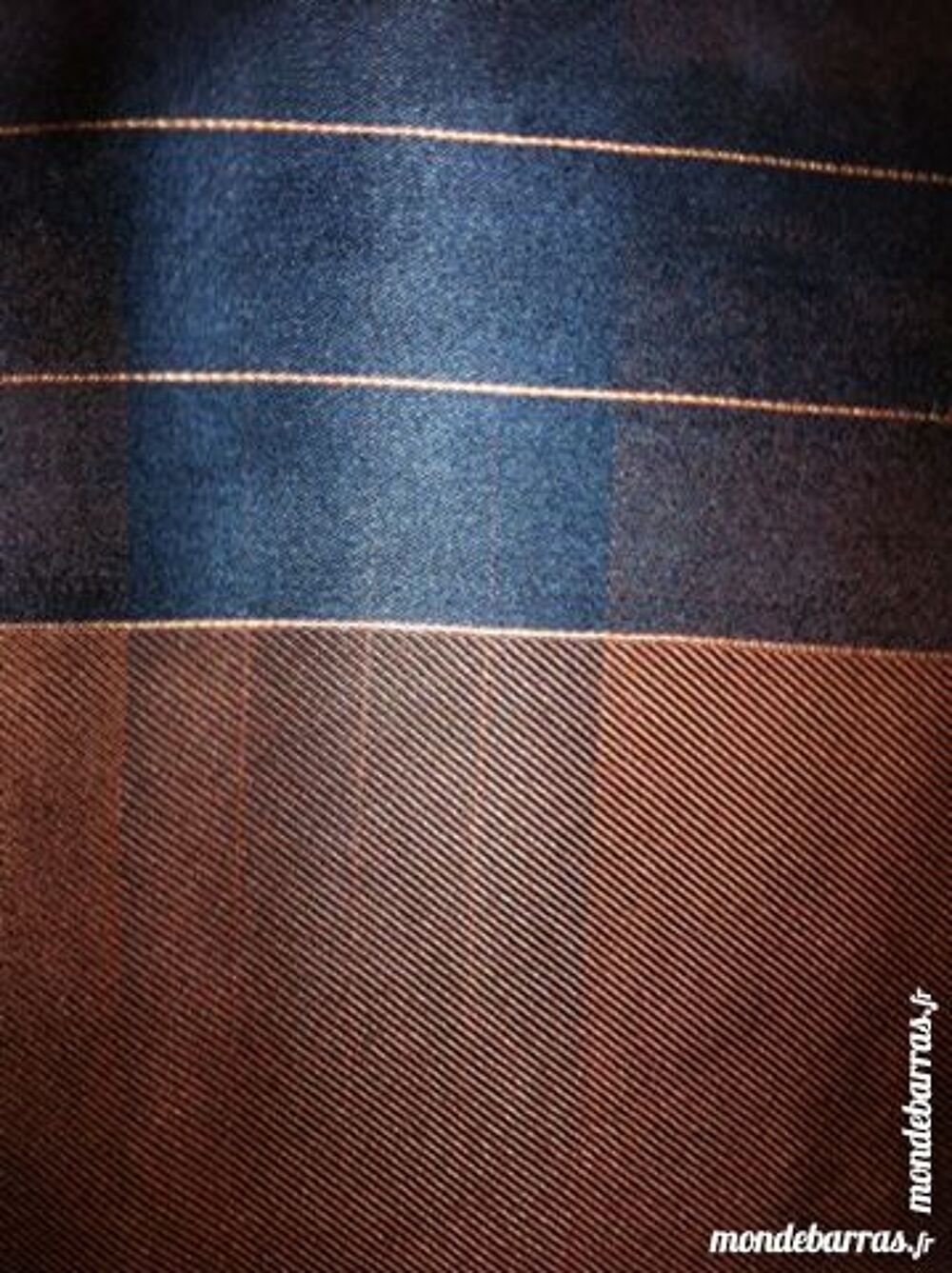 foulard carr&eacute; laineux Bijoux et montres