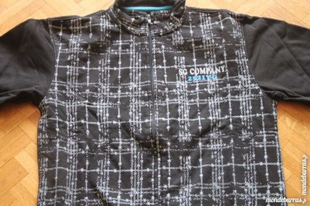 Gilet &laquo;barbel&eacute;s&raquo; Vêtements enfants