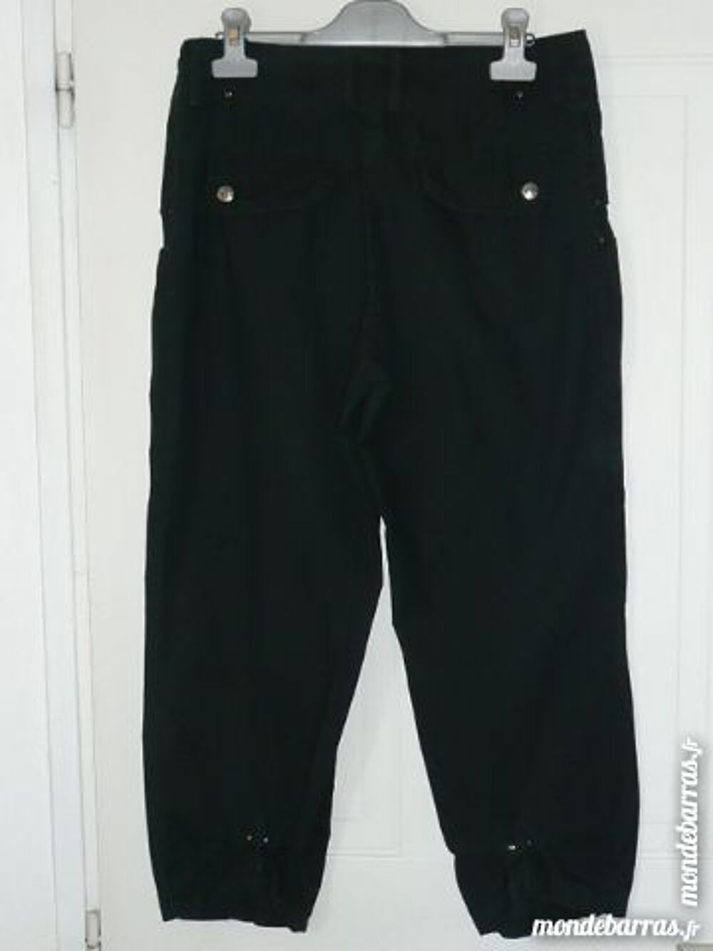 PANTACOURT NOIR JOFRATI T38 2 Vêtements