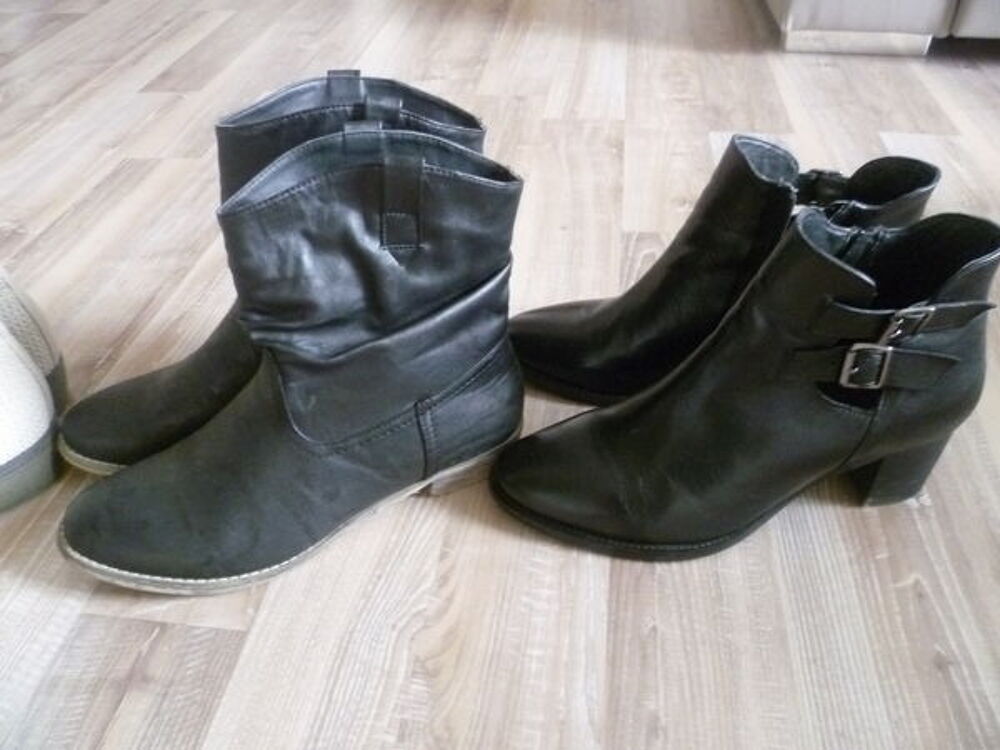 A VENDRE 3 PAIRES DE BOTTINES Chaussures