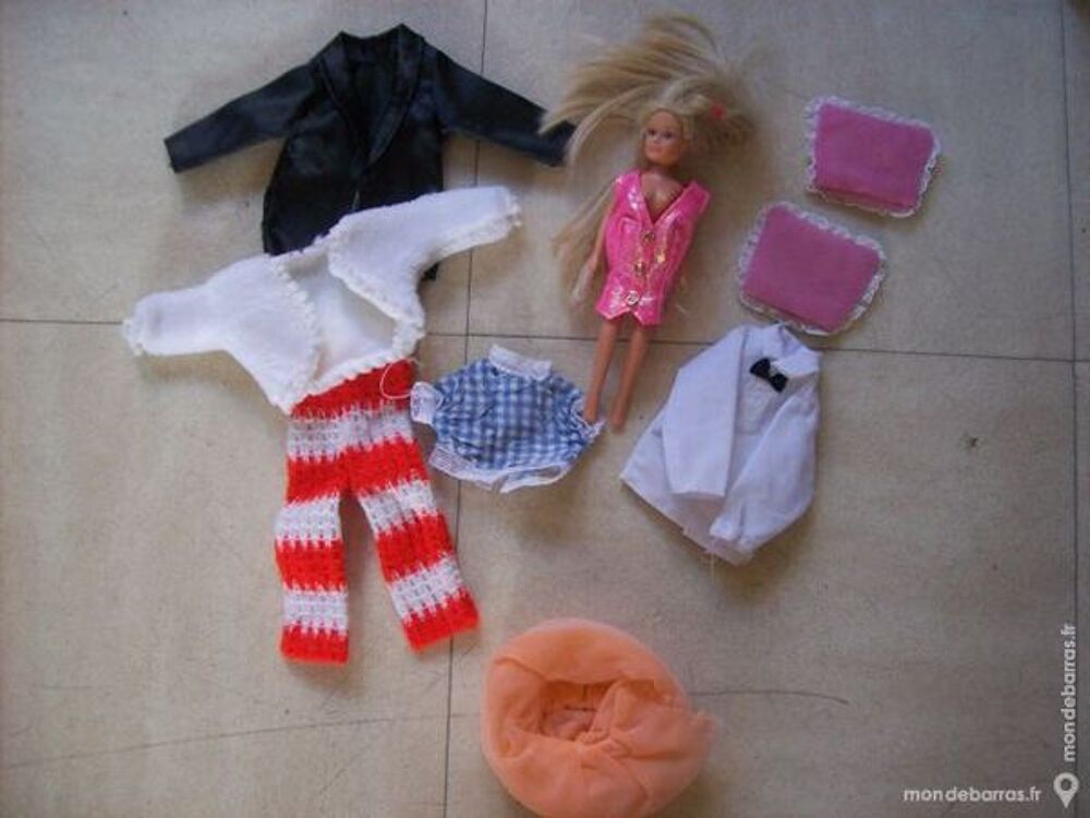 poup&eacute;es BARBIE habill&eacute;es - zoeads Jeux / jouets
