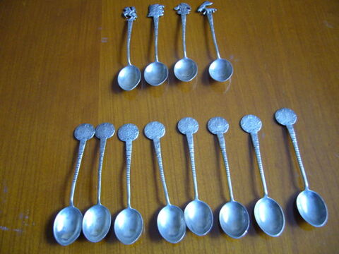 12 superbes cuill�res originales argent massif 100 Paris 18 (75)