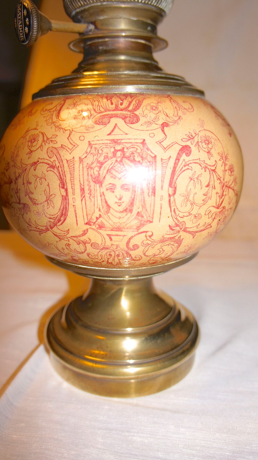 Lampe a p&eacute;trole en c&eacute;ramique d'&eacute;poque Décoration