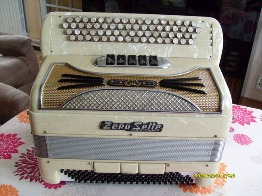 ACCORDEON Instruments de musique