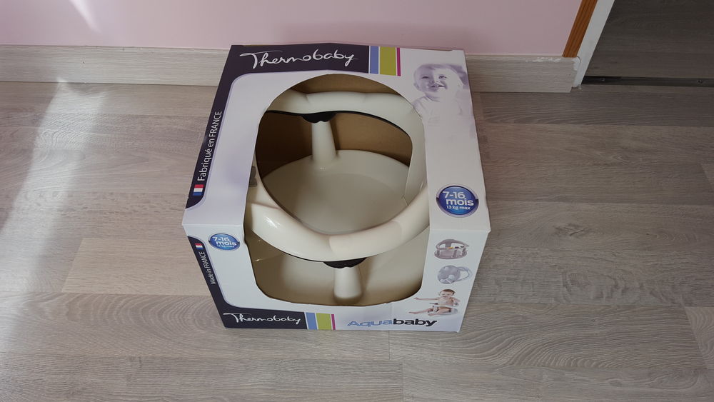 Si&eacute;ge / Anneau de bain pour b&eacute;b&eacute; Jeux / jouets