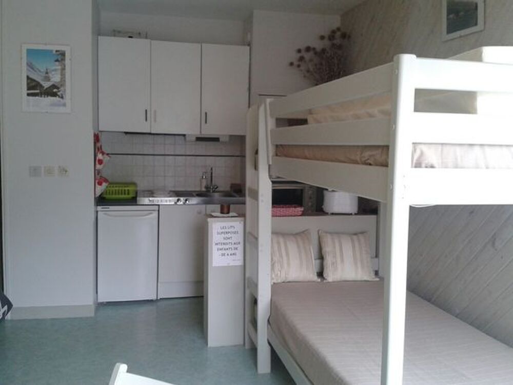   location studio parfait pour les skieurs ou les curistes Vacances  / Offres de location 