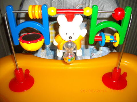 JOUET DE CHAISE HAUTE POUR ENFANT 10 Perros-Guirec (22)