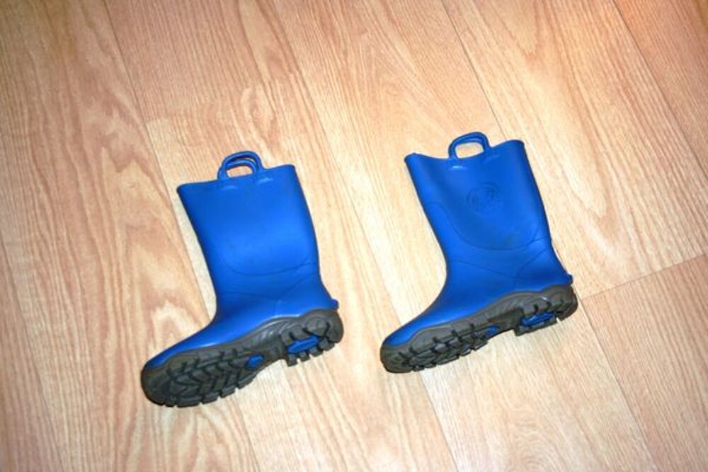 Pantalon ski 6 ans et botte apres ski enfant 33 Vêtements