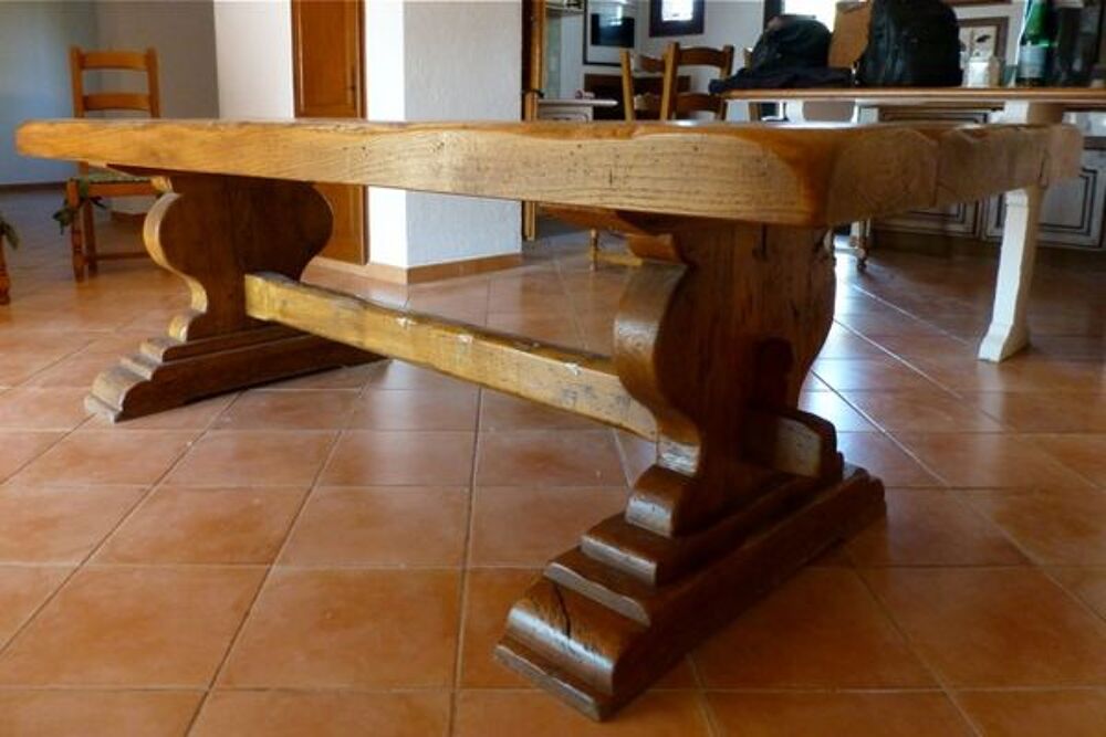 table monast&egrave;re en ch&ecirc;ne massif Meubles