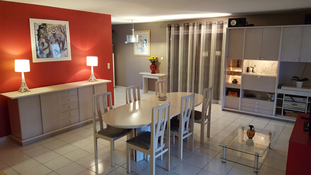 SALLE A MANGER FRENE MASSIF Meubles