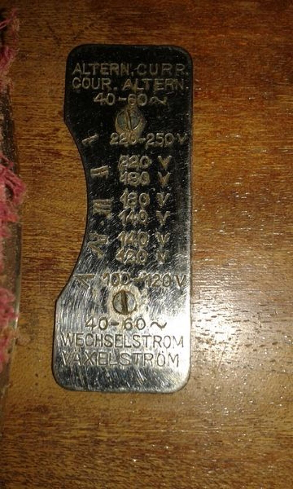Electrophone Malle ancienne 