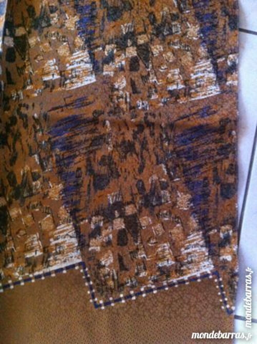 foulard rectangulaire marque WOOKLIS Bijoux et montres