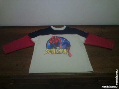 Sweat shirt Spider-Man 5 ans - TBE 4 Reims (51)