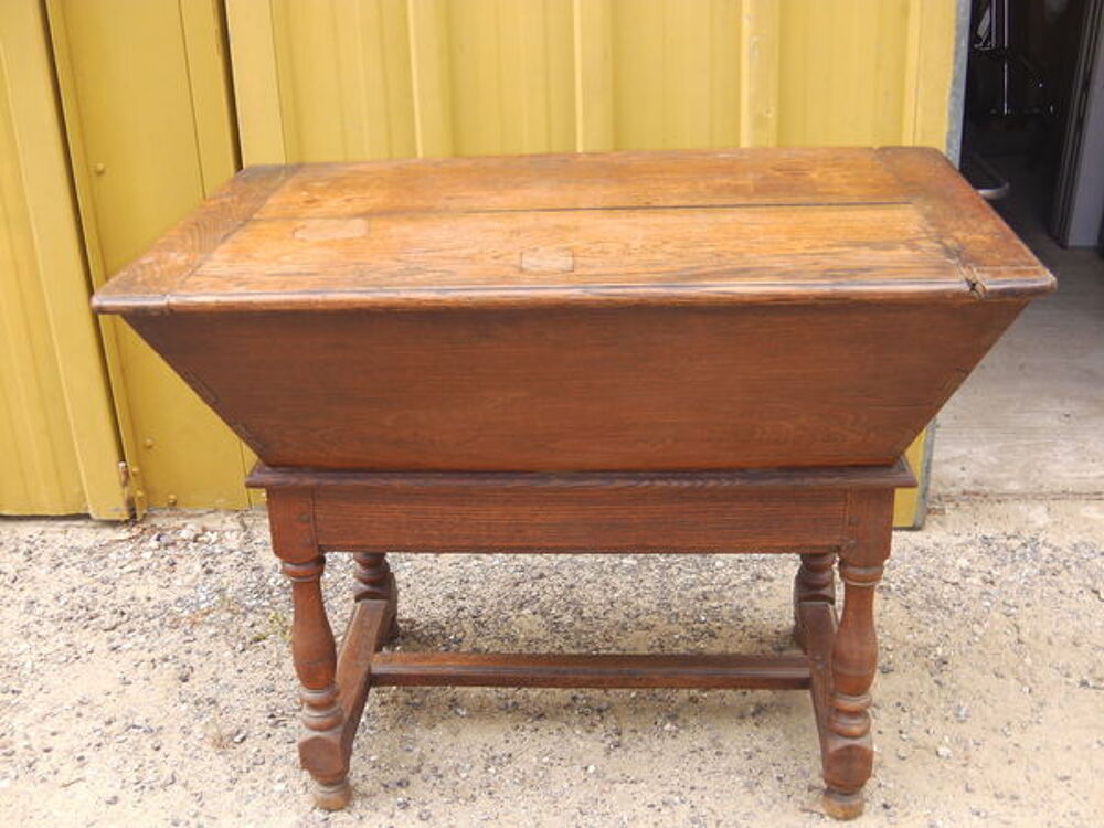 p&eacute;trin ancien Meubles