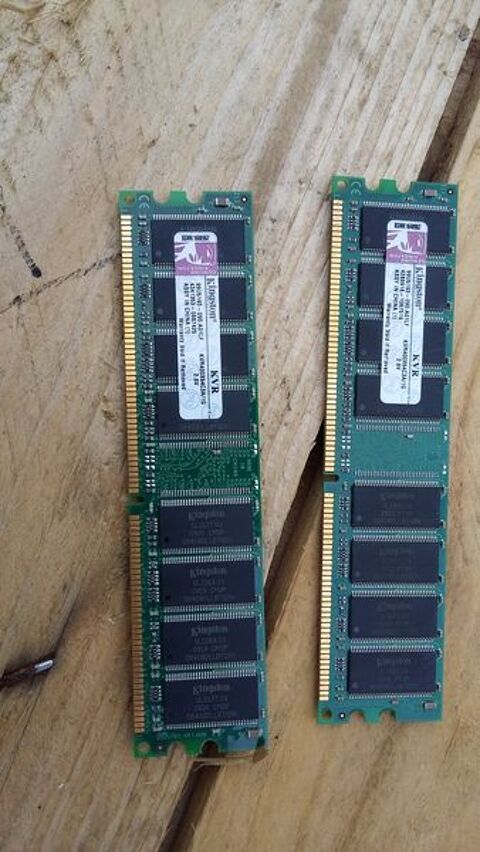 Barrette mémoire DDR 1Go 10 Dijon (21)