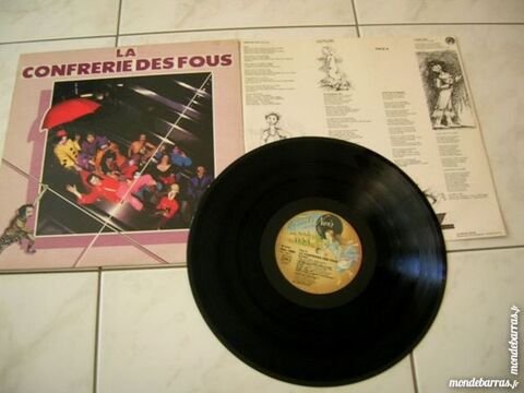 33 TOURS LA CONFRERIE DES FOUS Emmanuelle Parrenin 40 Nantes (44)