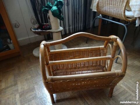 porte revues 10 Le Plessis-Robinson (92)