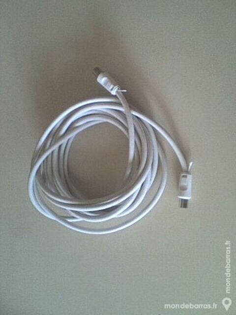 Cble antenne blanc 5 Livry-Gargan (93)