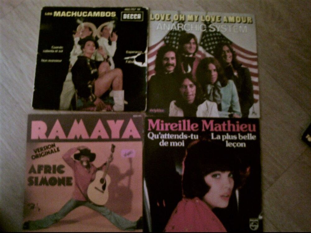 Vinyles 45T CD et vinyles