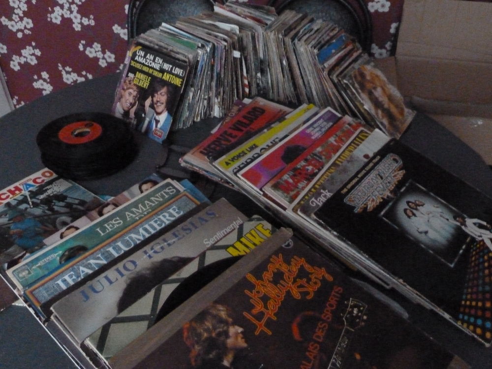 vente de vinyles et cd CD et vinyles