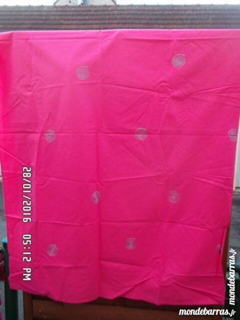 nappe rose spirale bleu 3 Chambly (60)