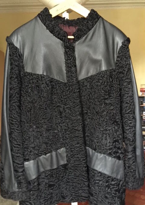 Veste Astrakan - Taille 44 750 Colombes (92)