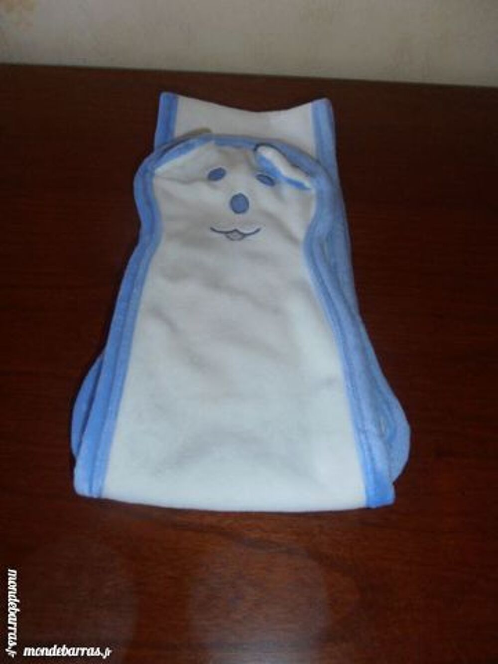 Echarpe ou &laquo;Doudou&raquo; Vêtements enfants