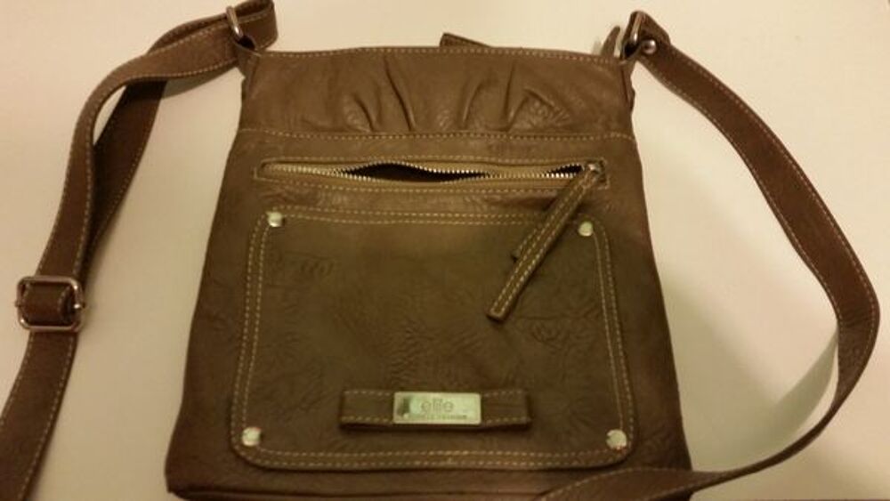 Sac &agrave; main de marque elite de couleur marron clair Maroquinerie
