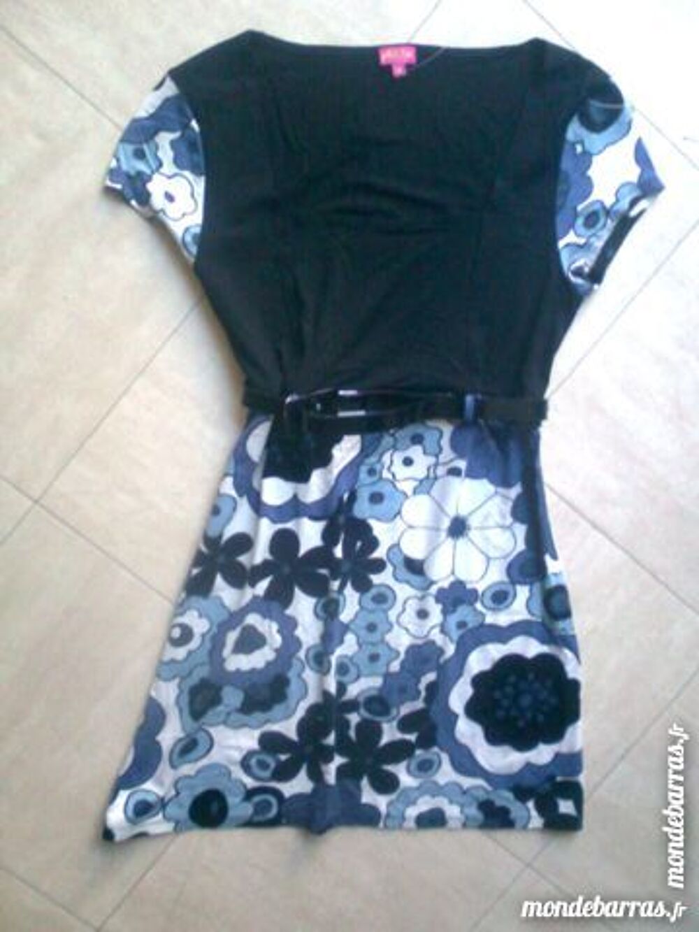 ROBE / TUNIQUE - S - neuve - zoe Vêtements