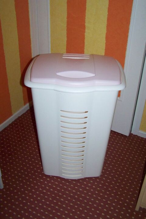 panier  linge CURVER 10 Abbeville (80)