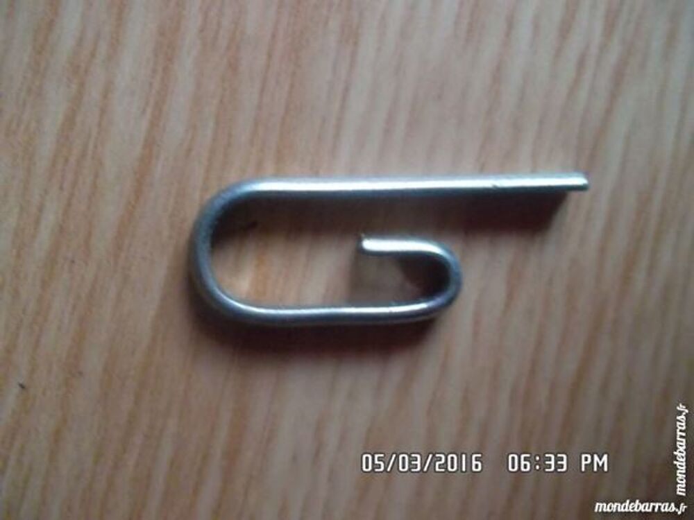 30 ATTACHES EN METAL Décoration