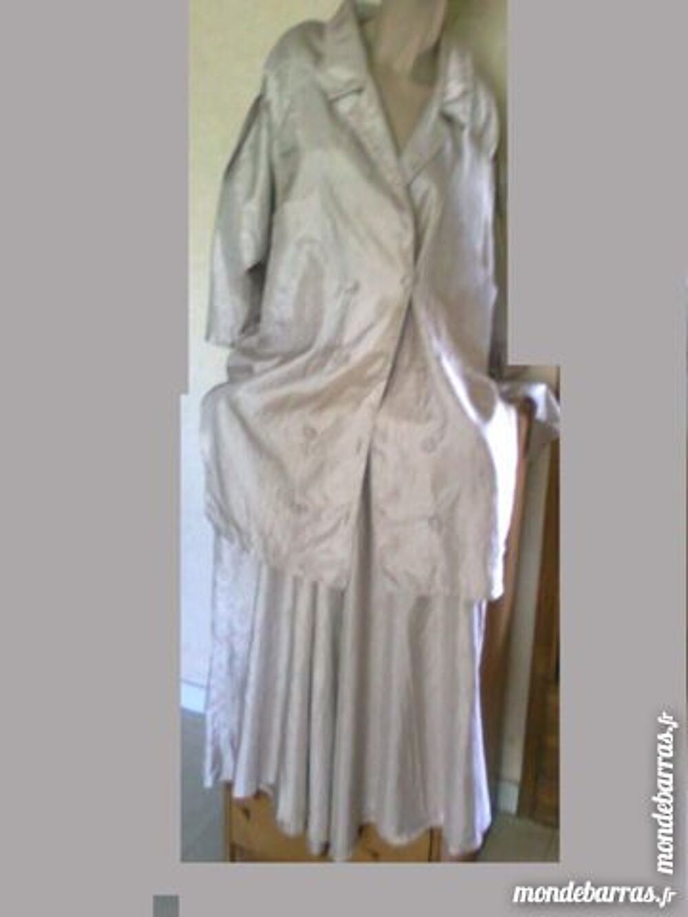 ensemble satin&eacute; beige, jupe, veste - zoe Vêtements